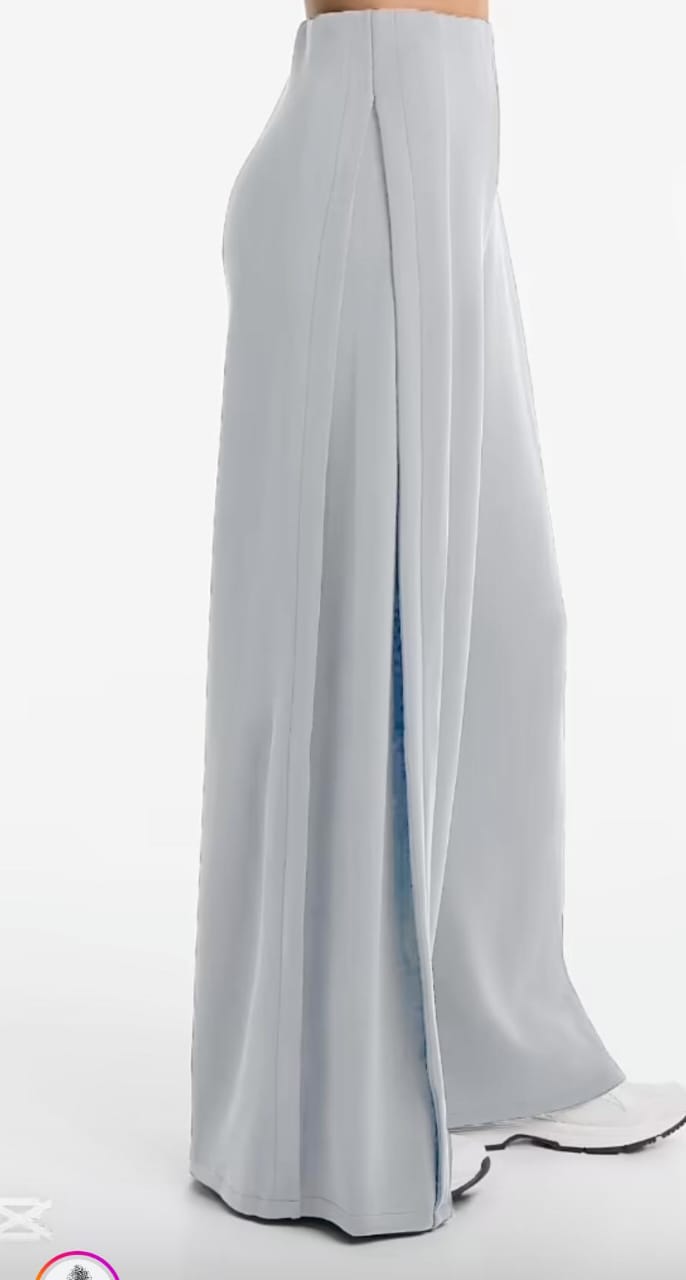 Pantalon large uni avec ceinture