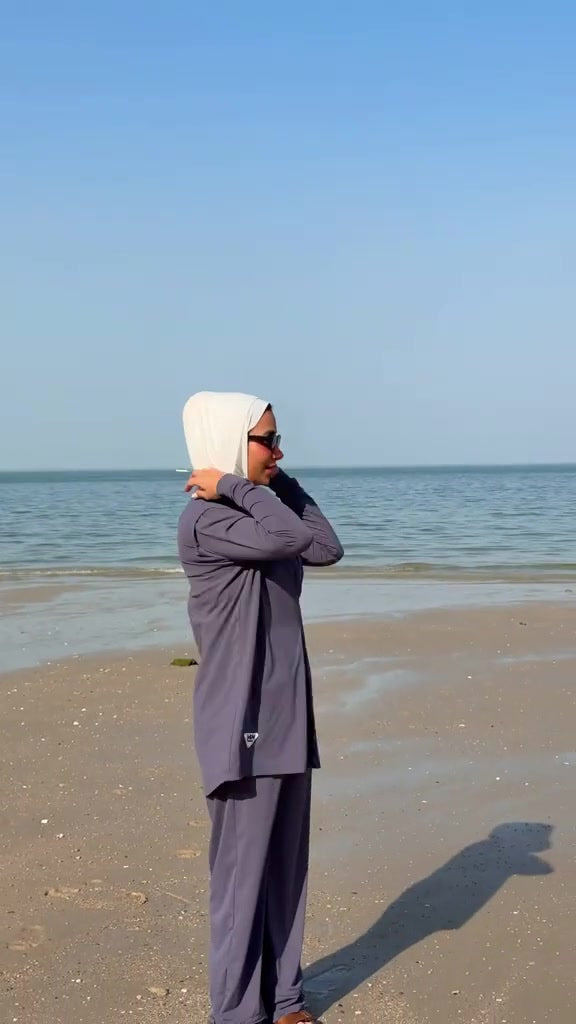 Titre : Burkini Performance & Style – Gris Anthracite